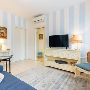 Apartment Grattacielo, Verona