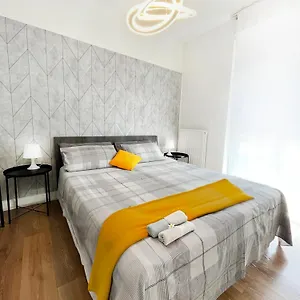 Apartment Suitesflores - Bright And Cozy In, Verona
