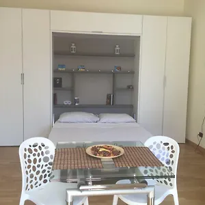 La Casa Di Maryna Apartment Naples