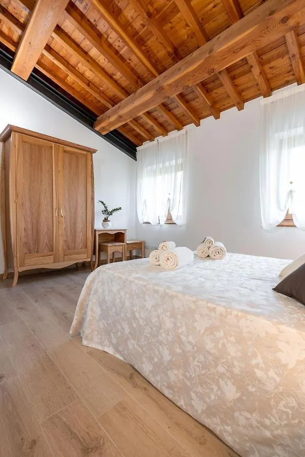 Agriturismo Ai Dossi Verona Farm stay