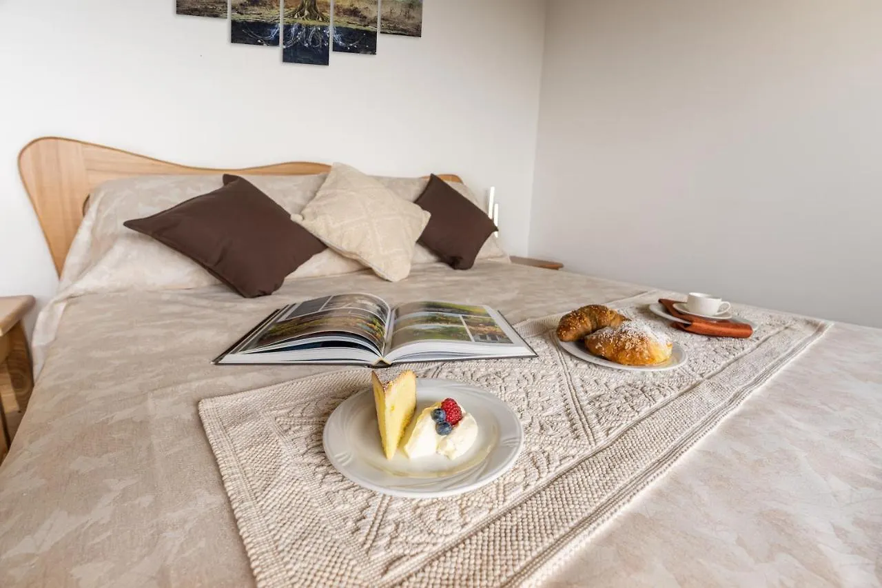 Agriturismo Ai Dossi Verona 0*,