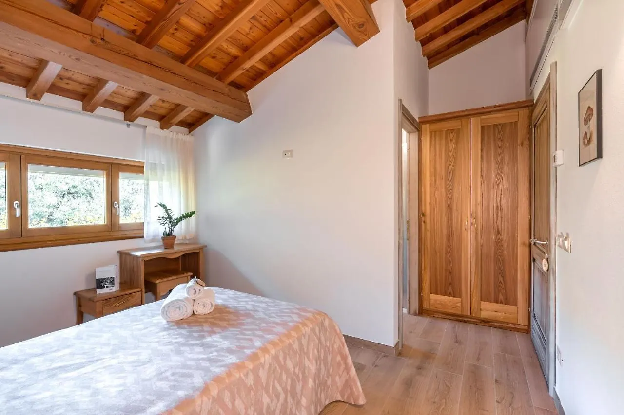Farm stay Agriturismo Ai Dossi Verona Italy