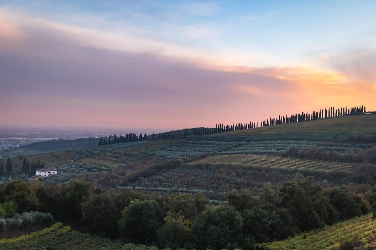 Agriturismo Ai Dossi Verona 0*,  Italy