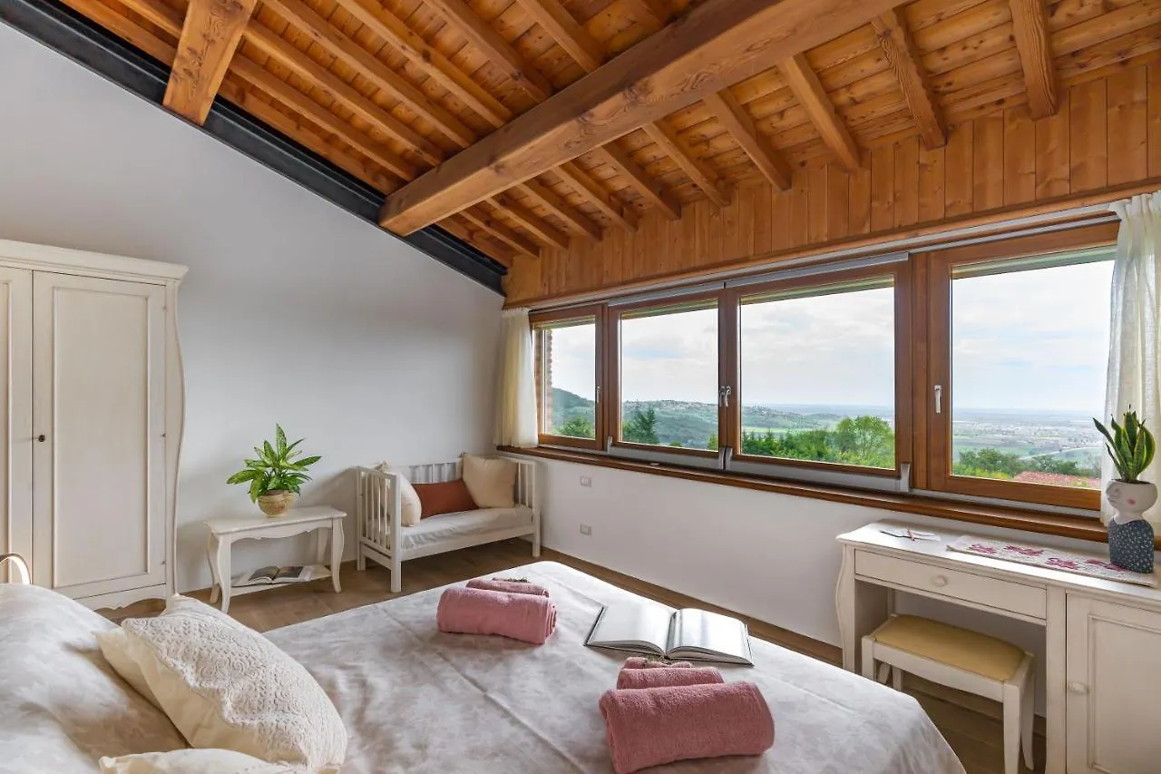 Agriturismo Ai Dossi Verona 0*,  Italy